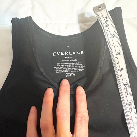 Everlane | Perform Tank - Picture 5 of 5